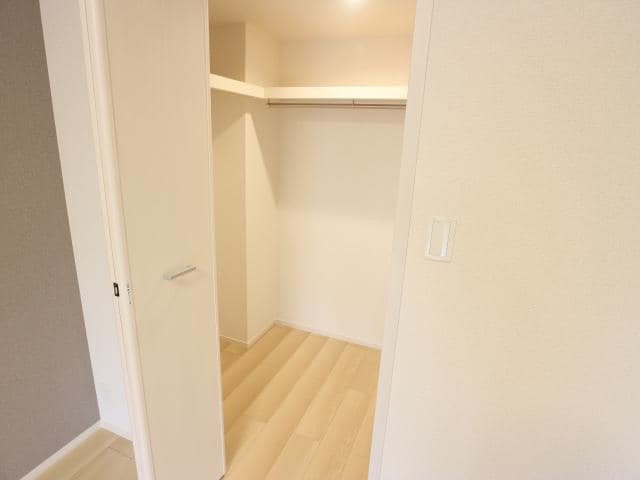  近鉄橿原線/平端駅 徒歩10分 2階 1年未満