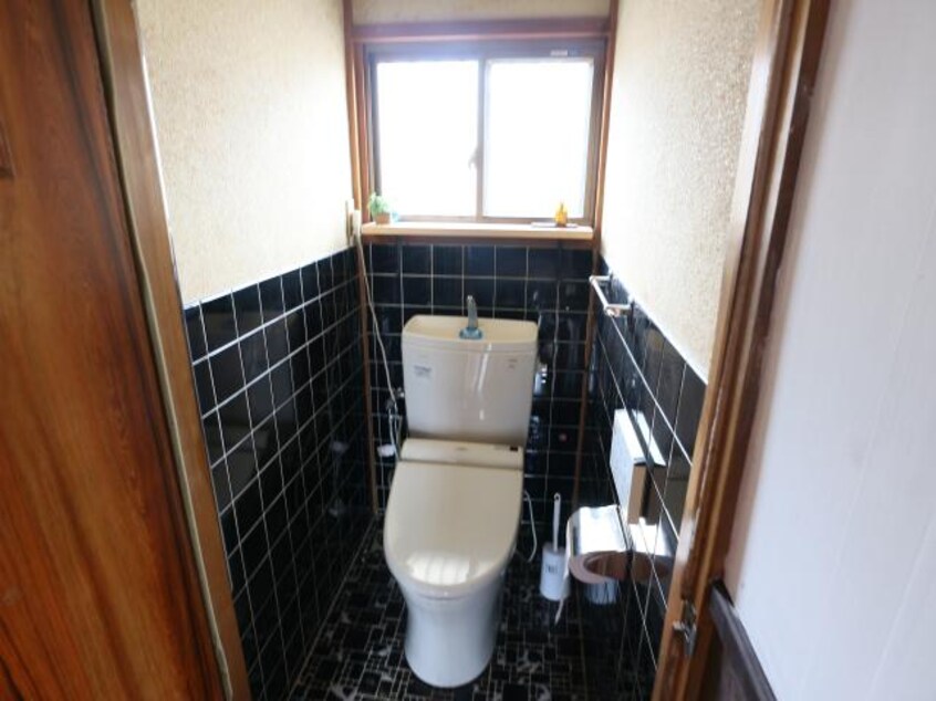  近鉄橿原線/筒井駅 徒歩8分 1階 築5年