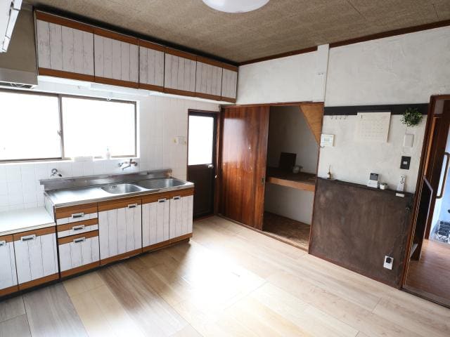  近鉄橿原線/筒井駅 徒歩8分 1階 築5年