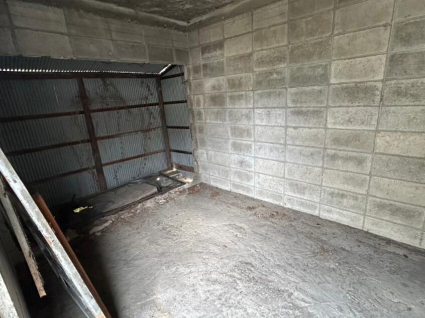  近鉄橿原線/近鉄郡山駅 徒歩17分 1階 築60年