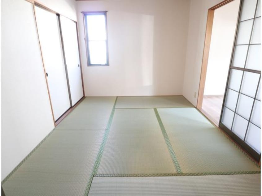  近鉄難波線・奈良線/大和西大寺駅 バス10分押熊下車:停歩2分 1階 築31年