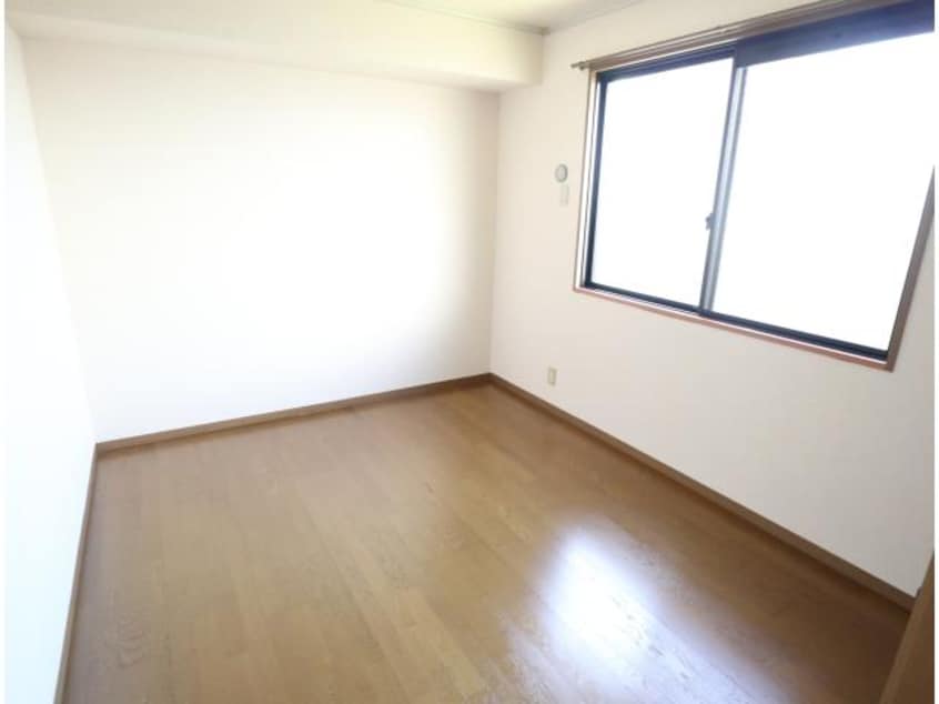  近鉄難波線・奈良線/大和西大寺駅 バス10分押熊下車:停歩2分 1階 築31年