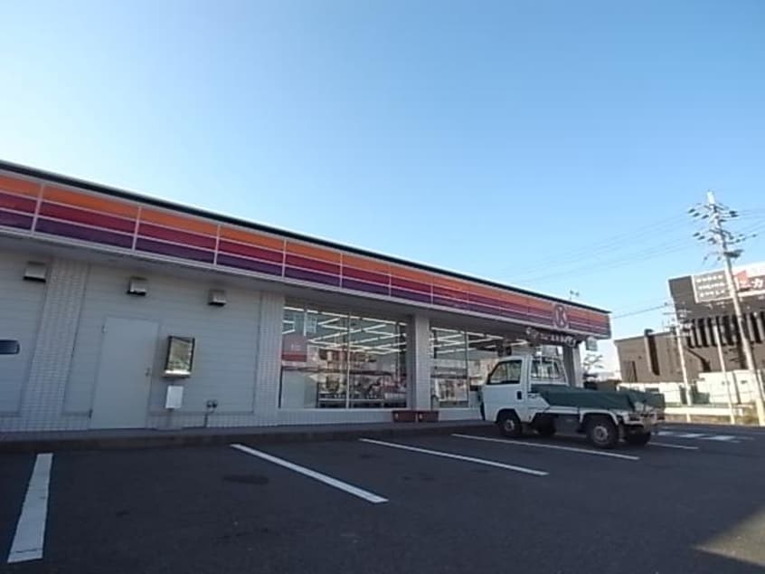 サークルＫならやま大通り店(コンビニ)まで215m 近鉄難波線・奈良線/大和西大寺駅 バス10分押熊下車:停歩2分 1階 築31年