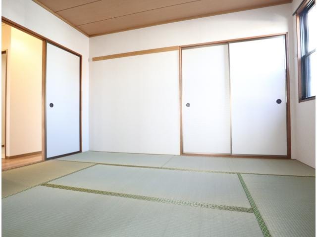  近鉄難波線・奈良線/大和西大寺駅 バス10分押熊下車:停歩2分 1階 築31年