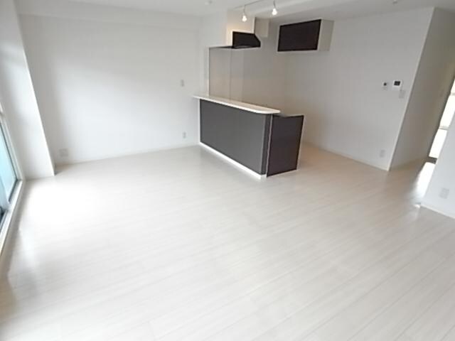  近鉄難波線・奈良線/大和西大寺駅 徒歩16分 3階 築27年