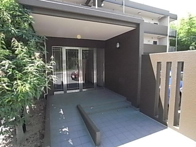  近鉄難波線・奈良線/大和西大寺駅 徒歩16分 3階 築27年