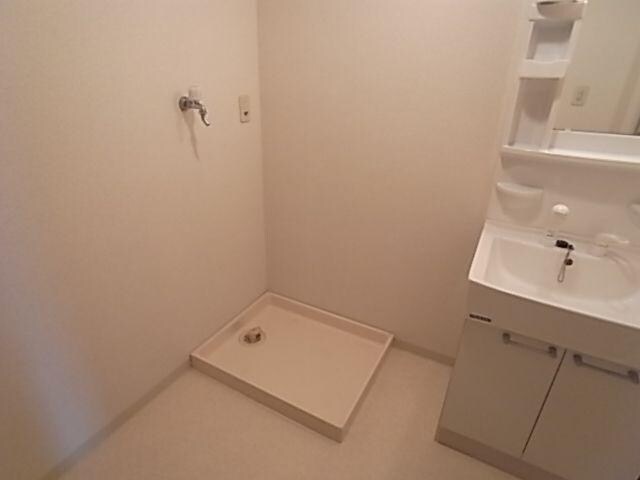  近鉄難波線・奈良線/大和西大寺駅 徒歩16分 2階 築27年