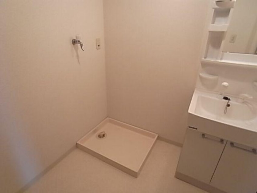  近鉄難波線・奈良線/大和西大寺駅 徒歩16分 2階 築27年