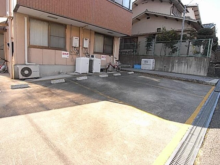  近鉄難波線・奈良線/大和西大寺駅 徒歩15分 3階 築33年