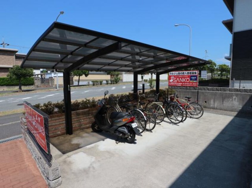  近鉄京都線/高の原駅 徒歩8分 2階 築24年