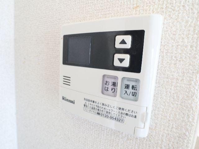  近鉄京都線/新祝園駅 バス13分光台6丁目下車:停歩3分 1階 築30年