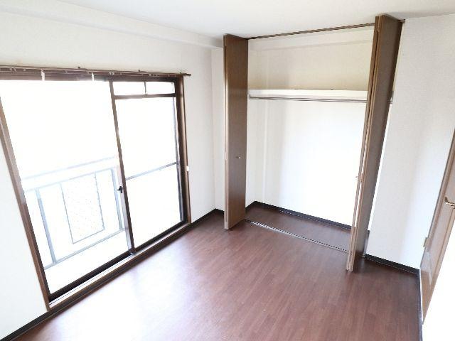  近鉄京都線/新祝園駅 バス13分光台6丁目下車:停歩3分 1階 築30年