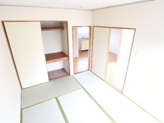  近鉄京都線/高の原駅 バス5分左京4丁目下車:停歩6分 2階 築36年