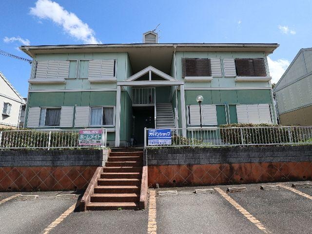  近鉄京都線/高の原駅 バス5分左京１丁目下車:停歩2分 2階 築35年