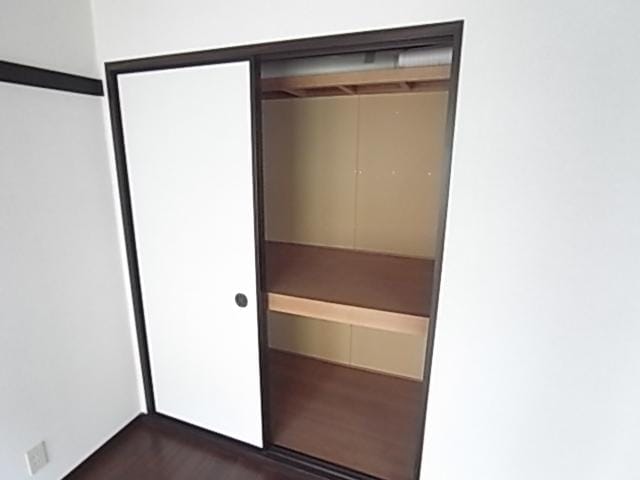  近鉄京都線/高の原駅 バス5分左京１丁目下車:停歩2分 2階 築35年