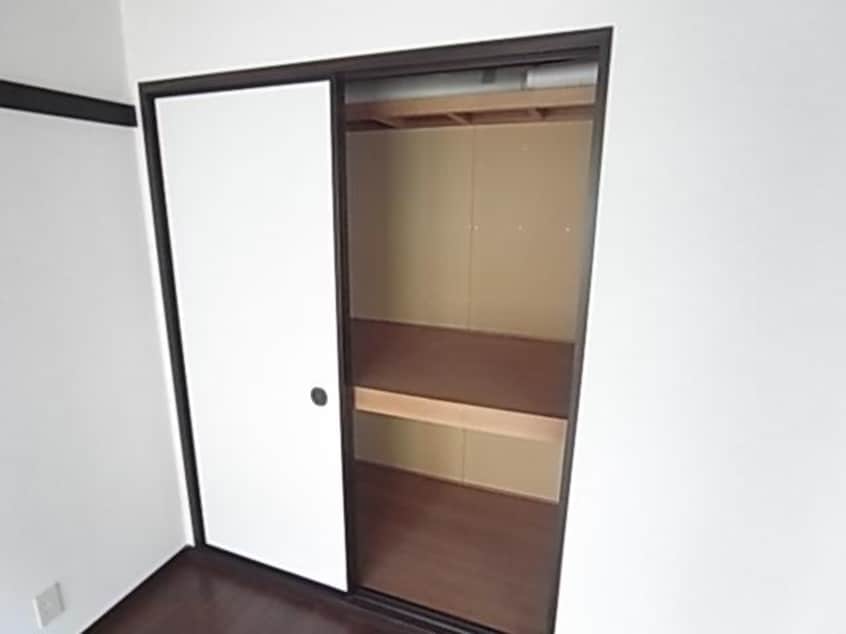  近鉄京都線/高の原駅 バス5分左京１丁目下車:停歩2分 2階 築35年