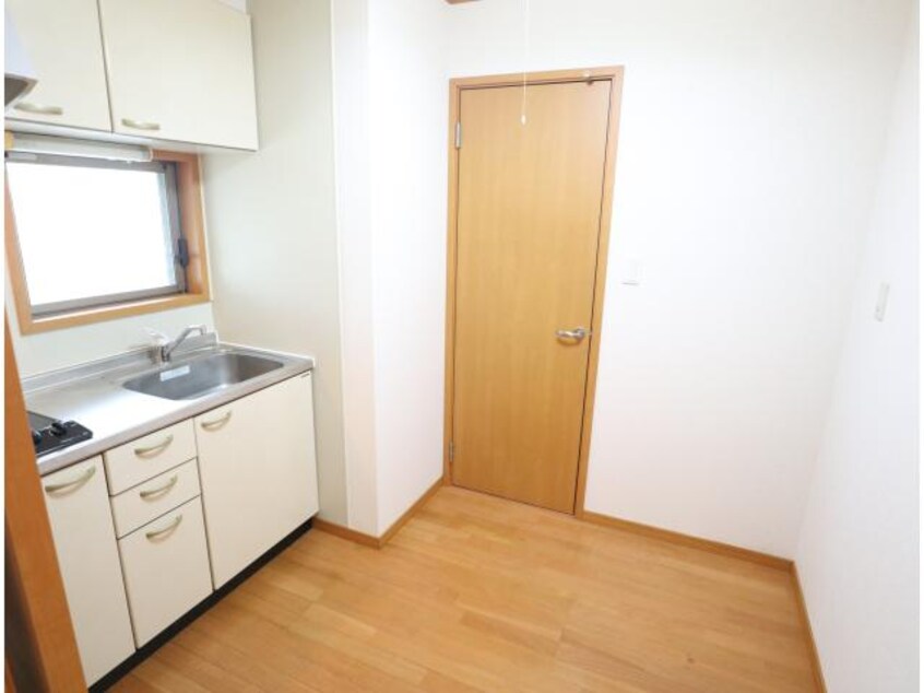  近鉄難波線・奈良線/大和西大寺駅 徒歩12分 2階 築23年