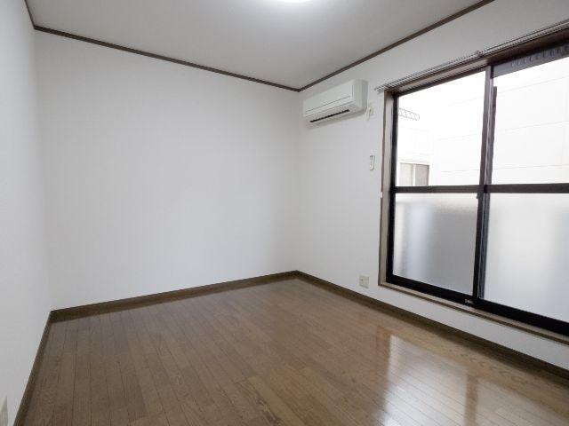  近鉄京都線/新祝園駅 徒歩2分 1階 築29年