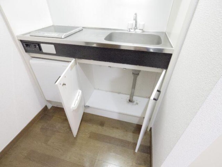  近鉄京都線/新祝園駅 徒歩2分 1階 築29年