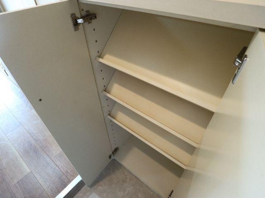  近鉄難波線・奈良線/菖蒲池駅 徒歩3分 5階 築26年