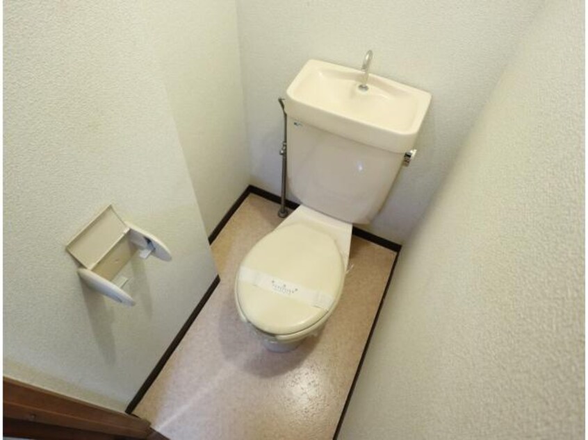  近鉄難波線・奈良線/大和西大寺駅 徒歩15分 1階 築30年