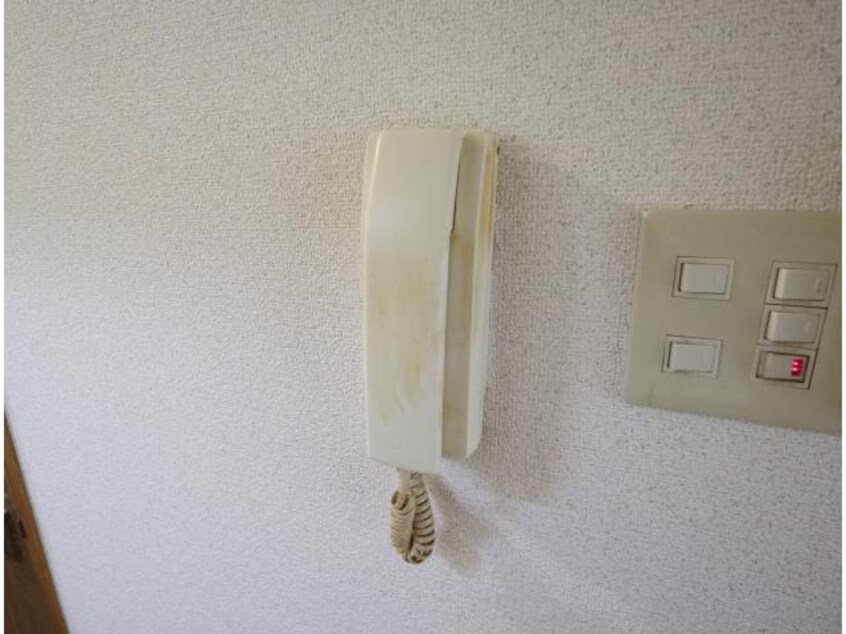  近鉄難波線・奈良線/大和西大寺駅 徒歩15分 1階 築30年