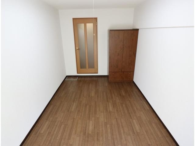  近鉄難波線・奈良線/大和西大寺駅 徒歩15分 1階 築30年