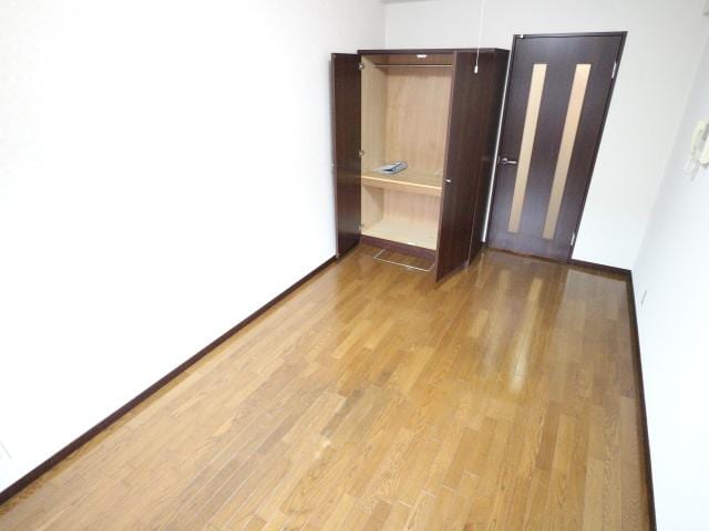  近鉄難波線・奈良線/大和西大寺駅 徒歩8分 1階 築19年