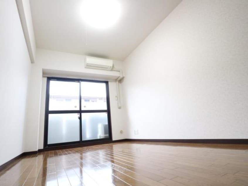  近鉄難波線・奈良線/大和西大寺駅 徒歩8分 1階 築19年