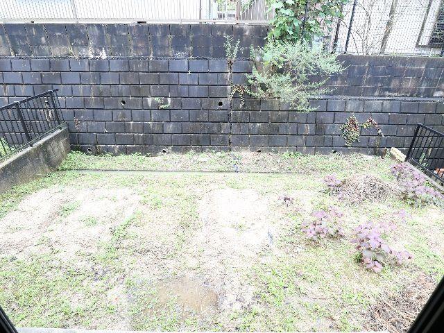  近鉄京都線/高の原駅 徒歩12分 1-2階 築24年