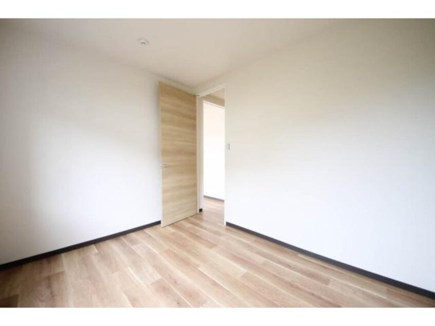  近鉄京都線/高の原駅 バス5分左京４丁目下車:停歩3分 1階 築34年