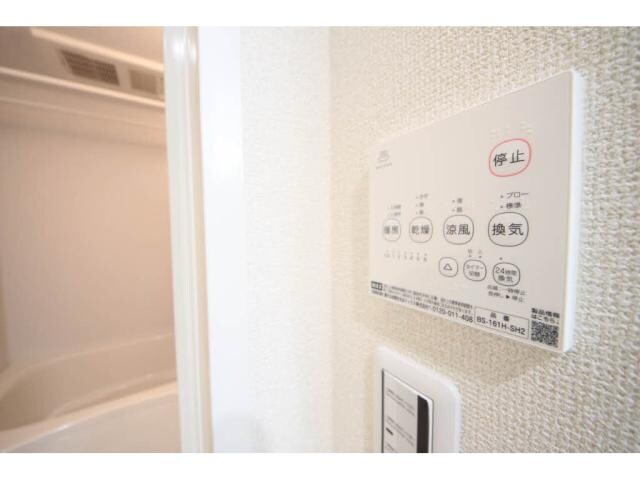  近鉄京都線/高の原駅 バス5分左京４丁目下車:停歩3分 1階 築34年