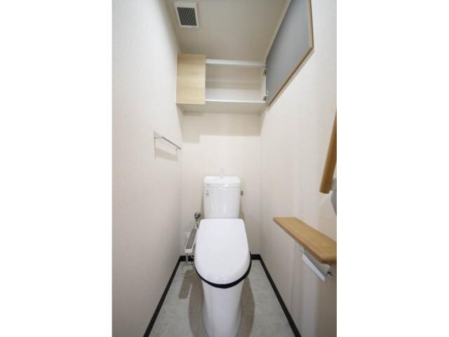  近鉄京都線/高の原駅 バス5分左京４丁目下車:停歩3分 1階 築34年