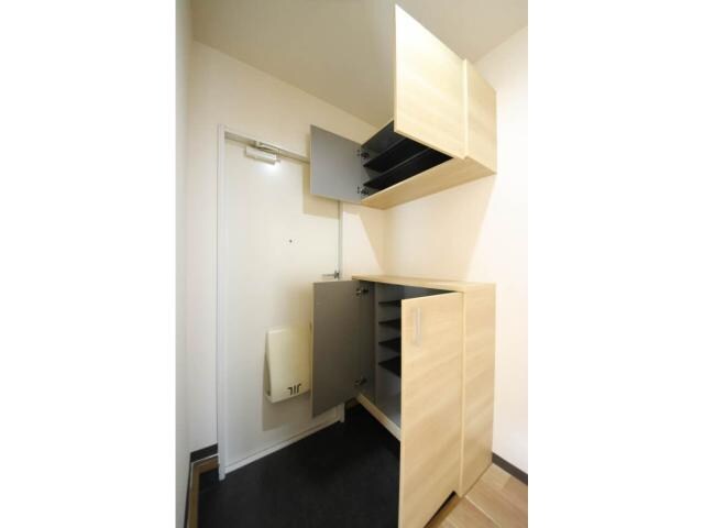  近鉄京都線/高の原駅 バス5分左京４丁目下車:停歩3分 1階 築34年