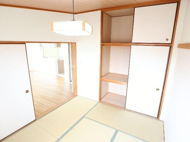  近鉄難波線・奈良線/菖蒲池駅 徒歩12分 3階 築32年