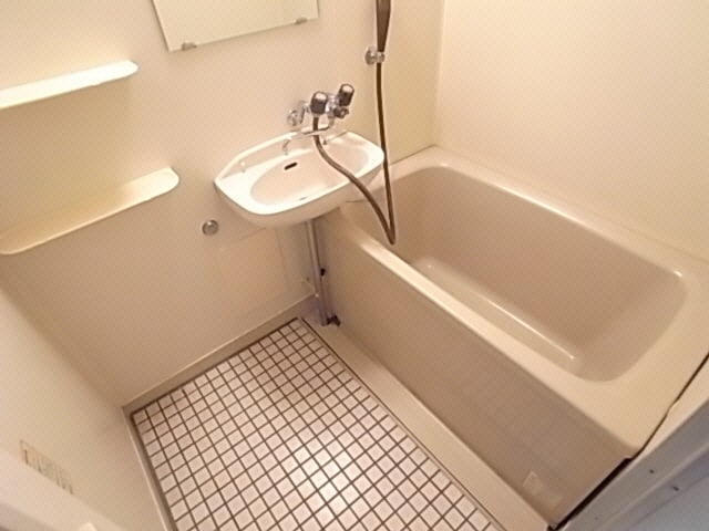  近鉄難波線・奈良線/菖蒲池駅 徒歩8分 2階 築35年