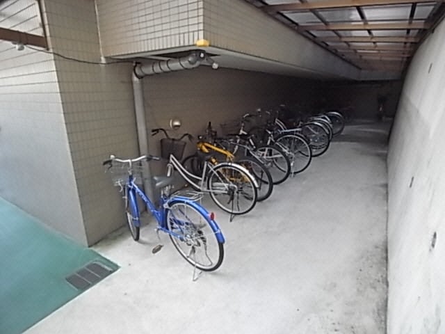  近鉄難波線・奈良線/菖蒲池駅 徒歩8分 2階 築35年