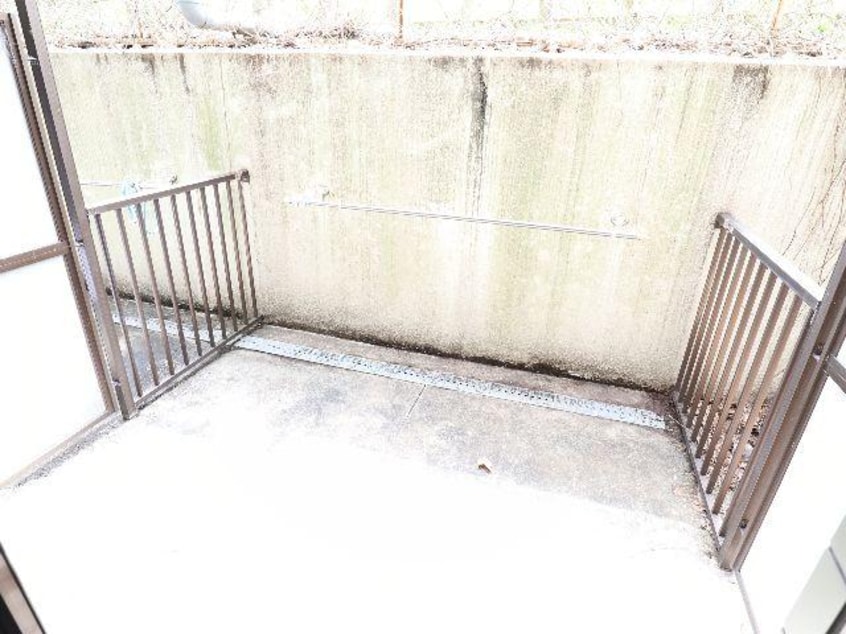  近鉄難波線・奈良線/菖蒲池駅 徒歩8分 1階 築35年