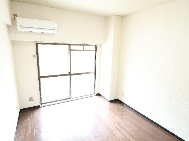  近鉄難波線・奈良線/菖蒲池駅 徒歩8分 1階 築35年