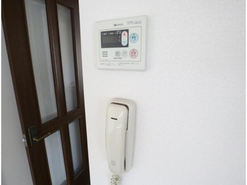  近鉄京都線/高の原駅 バス5分朱雀6丁目下車:停歩2分 1階 築30年
