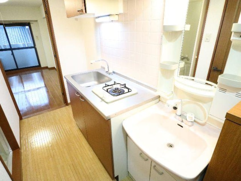  近鉄難波線・奈良線/大和西大寺駅 徒歩7分 1階 築24年