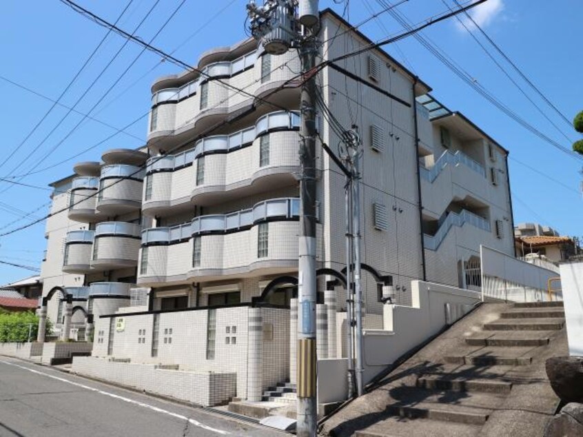  近鉄難波線・奈良線/菖蒲池駅 徒歩5分 3階 築33年