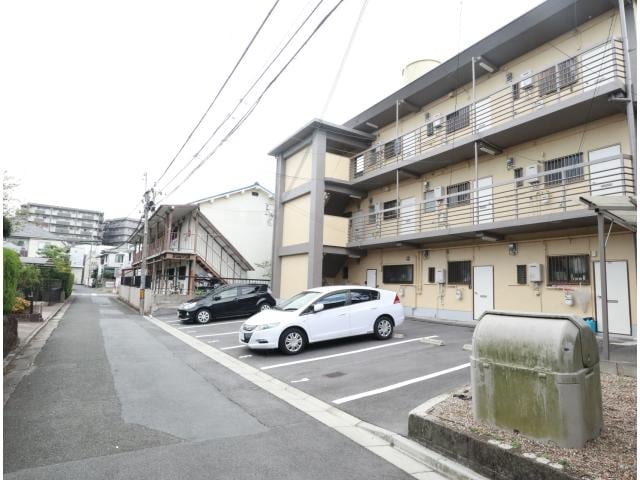  近鉄難波線・奈良線/大和西大寺駅 徒歩6分 1階 築45年