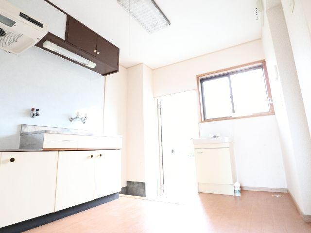  近鉄難波線・奈良線/大和西大寺駅 徒歩6分 1階 築45年