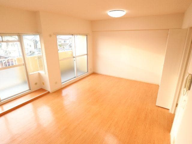  近鉄京都線/平城駅 徒歩18分 2階 築38年