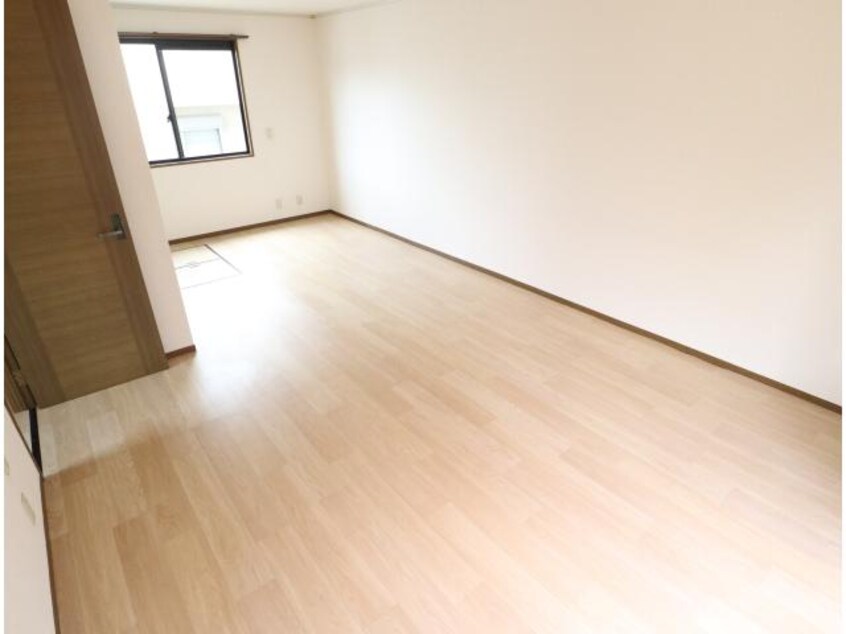  近鉄京都線/高の原駅 徒歩16分 1-2階 築31年