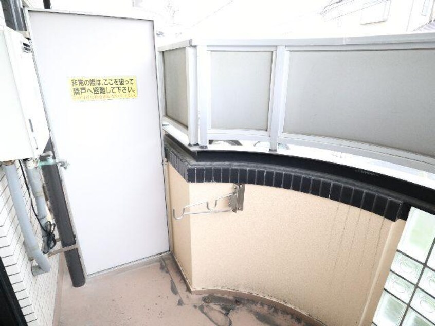  近鉄難波線・奈良線/菖蒲池駅 徒歩5分 2階 築33年