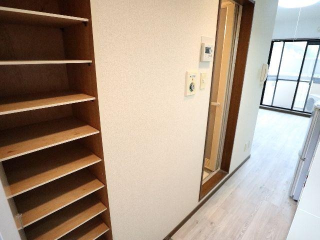  近鉄難波線・奈良線/菖蒲池駅 徒歩5分 2階 築33年