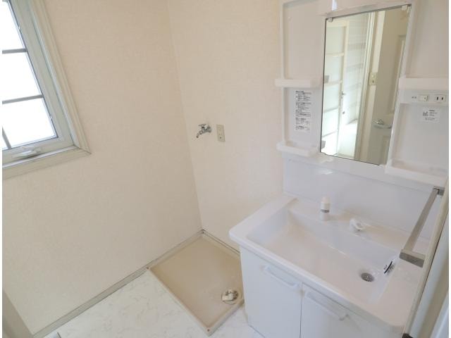  近鉄京都線/高の原駅 徒歩13分 1-2階 築29年