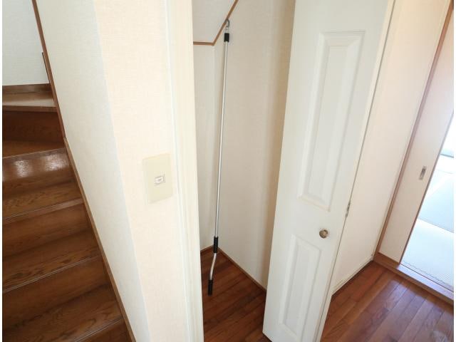  近鉄京都線/高の原駅 徒歩13分 1-2階 築29年